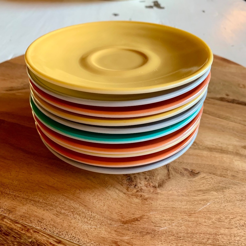 Vintage Hazel Atlas Crinoline Saucer -- Set of 10 plates – Mid-Century Modern - Picture 4 of 9